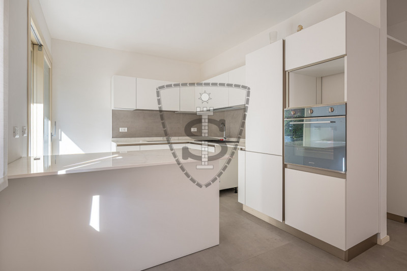 A San Zenone degli Ezzelini proponiamo in vendita una splendida Villetta a schiera di 205 mq rece...