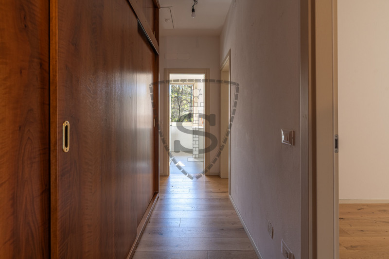 A San Zenone degli Ezzelini proponiamo in vendita una splendida Villetta a schiera di 205 mq rece...