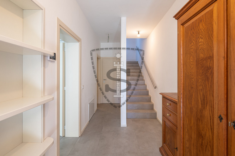 A San Zenone degli Ezzelini proponiamo in vendita una splendida Villetta a schiera di 205 mq rece...