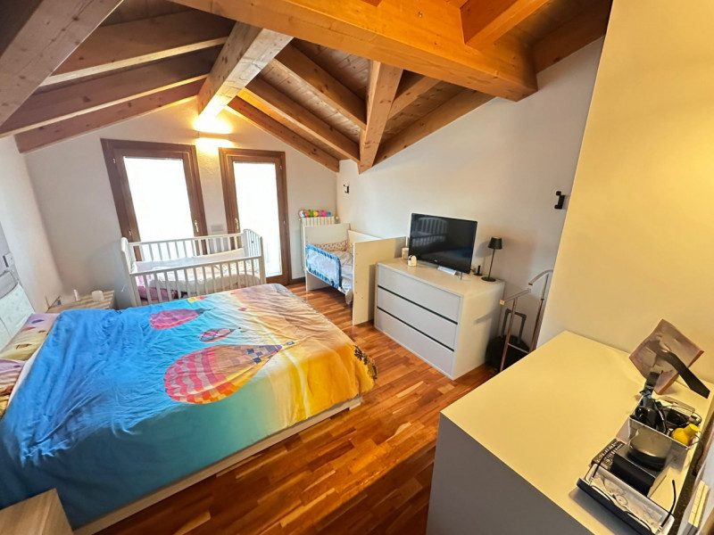 VILLAFRANCA PADOVANA - In posizione centralissima al paese, comodo quindi a tutti i servizi princ...