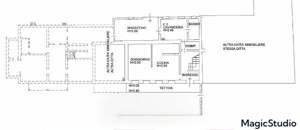 A.A. 220-15

Vendesi all'asta porzione di casa colonica ristrutturata in data 14 maggio 2026

Por...