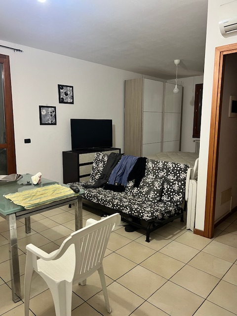 MONOLOCALE A REDDITO
Noventana Oltre Brenta, proponiamo un generoso e luminoso monolocale al pian...