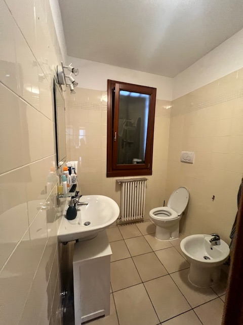 MONOLOCALE A REDDITO
Noventana Oltre Brenta, proponiamo un generoso e luminoso monolocale al pian...