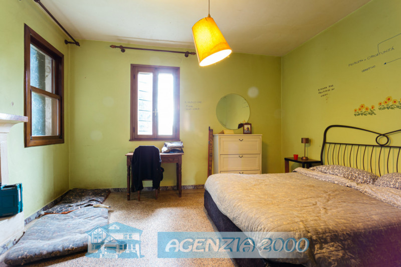 PRESTIGIOSO COMPLESSO RURALE CON VILLA STORICA E SCUDERIE A TRIBANO CON TERRENO AGRICOLO DI BEN 1...