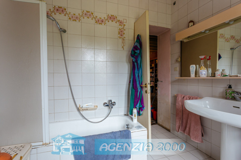 PRESTIGIOSO COMPLESSO RURALE CON VILLA STORICA E SCUDERIE A TRIBANO CON TERRENO AGRICOLO DI BEN 1...