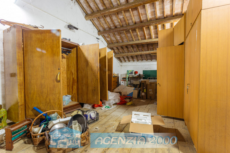 PRESTIGIOSO COMPLESSO RURALE CON VILLA STORICA E SCUDERIE A TRIBANO CON TERRENO AGRICOLO DI BEN 1...