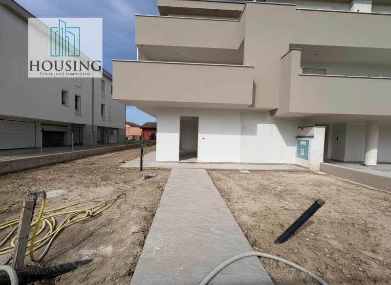 Nel cuore del Comune di Maserà di Padova, proponiamo in vendita un esclusivo appartamento in fase...