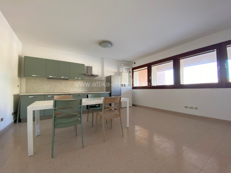 LIBERO DA GIUGNO
In Piazza del Sole e della Pace, proponiamo in affitto un appartamento bilocale ...