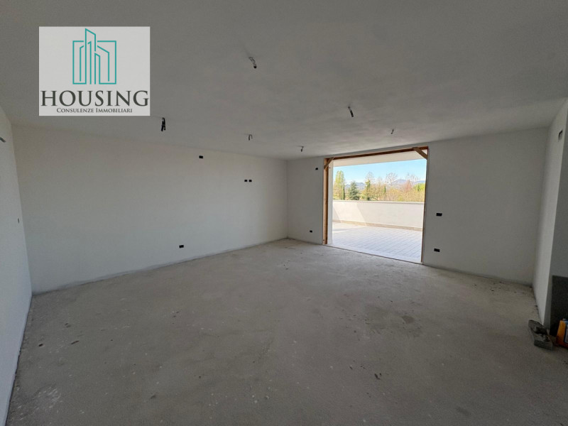 Nel Comune di Maserà di Padova, vi proponiamo un magnifico appartamento in vendita al secondo ed ...