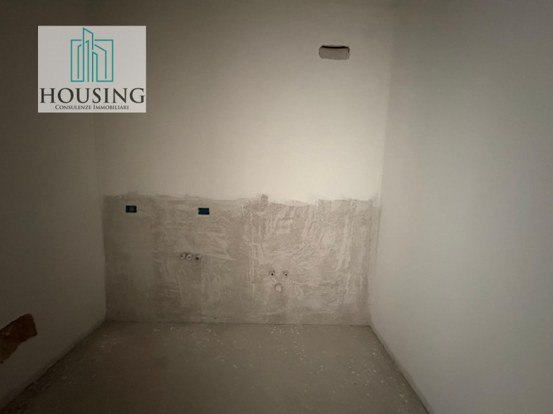 Proponiamo in vendita, nel Comune di Maserà, un appartamento situato all'ultimo piano, con una su...