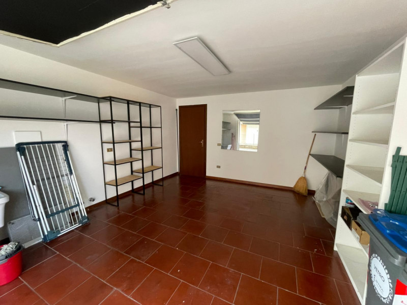 BOSCO DI RUBANO-in centro al paese comodo a tutti i servizi principali di prima necessità.
 In pa...