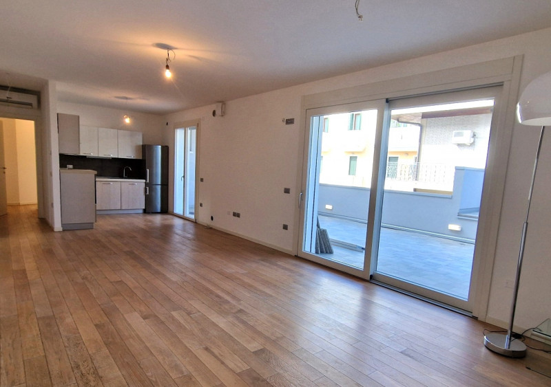 In una zona residenziale di Cadoneghe, comoda a tutti i principali servizi e a pochi minuti dal c...