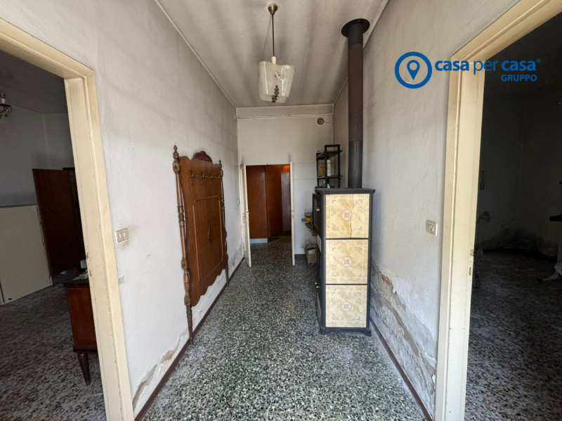 APPROVATO GRUPPO CASA PER CASA: VALUTATO, CONTROLLATO, GESTITO IN ESCLUSIVA!

ZONA:
L'immobile è ...