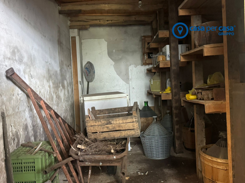 APPROVATO GRUPPO CASA PER CASA: VALUTATO, CONTROLLATO, GESTITO IN ESCLUSIVA!

ZONA:
L'immobile è ...