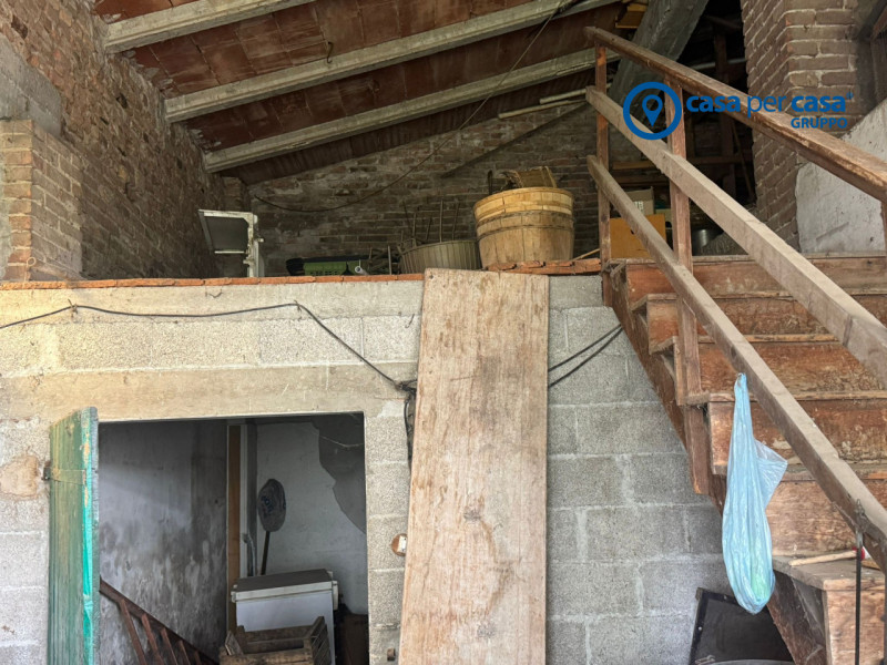 APPROVATO GRUPPO CASA PER CASA: VALUTATO, CONTROLLATO, GESTITO IN ESCLUSIVA!

ZONA:
L'immobile è ...