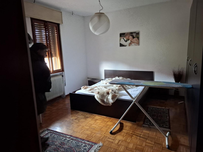 Se stai cercando un appartamento spazioso e luminoso, non perdere questa opportunità! Situato nel...