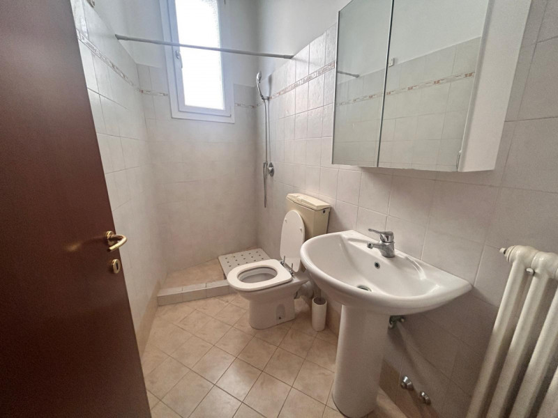 Per maggiori informazioni mandare una mail all'indirizzo e.bruttomesso@grandiagenzie.it con una b...