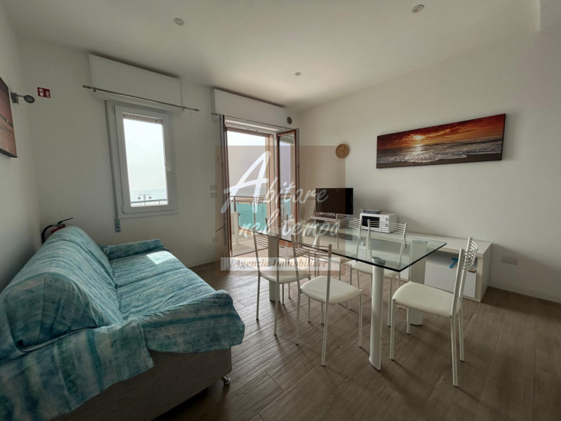 JESOLO (VE) - PIAZZA MILANO

In nostra esclusiva proponiamo in vendita un meraviglioso appartamen...