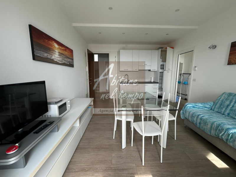 JESOLO (VE) - PIAZZA MILANO

In nostra esclusiva proponiamo in vendita un meraviglioso appartamen...