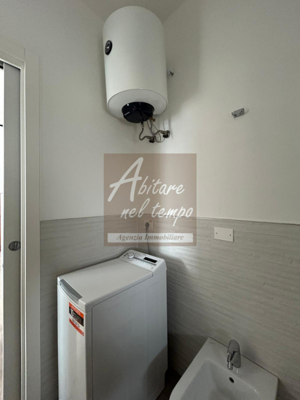 JESOLO (VE) - PIAZZA MILANO

In nostra esclusiva proponiamo in vendita un meraviglioso appartamen...