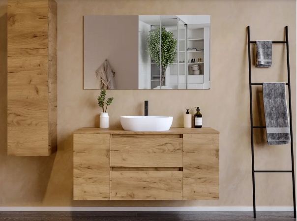 Elegante appartamento in CENTRO STORICO con 2 camere e due bagni in palazzetto completamente rist...