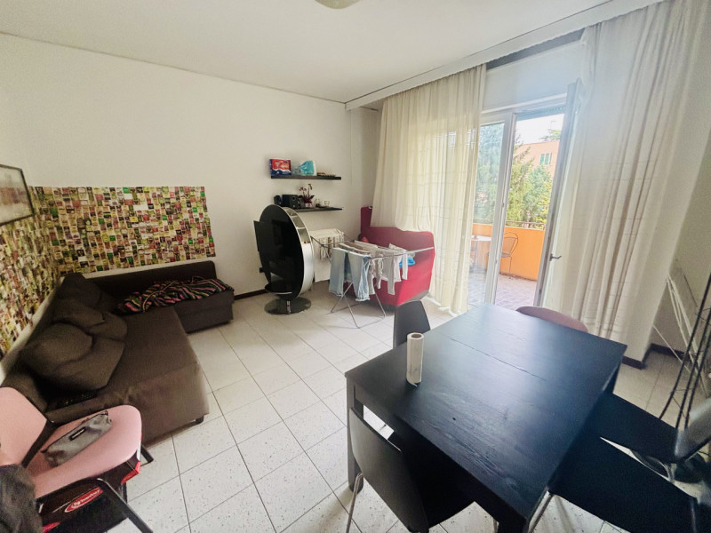 Per info, Maddalena 351 799 3937, riferimento annuncio MD01

Proponiamo in vendita ampio appartam...