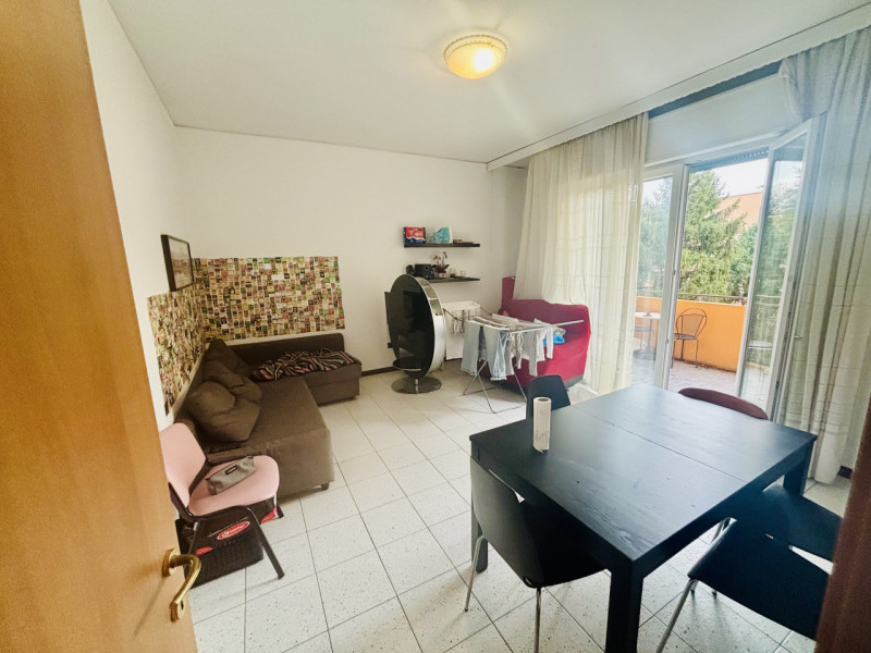 Per info, Maddalena 351 799 3937, riferimento annuncio MD01

Proponiamo in vendita ampio appartam...