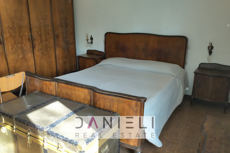 Barbarano Mossano: località Ponte di Barbarano gestiamo palazzetto composto da appartamento al pi...