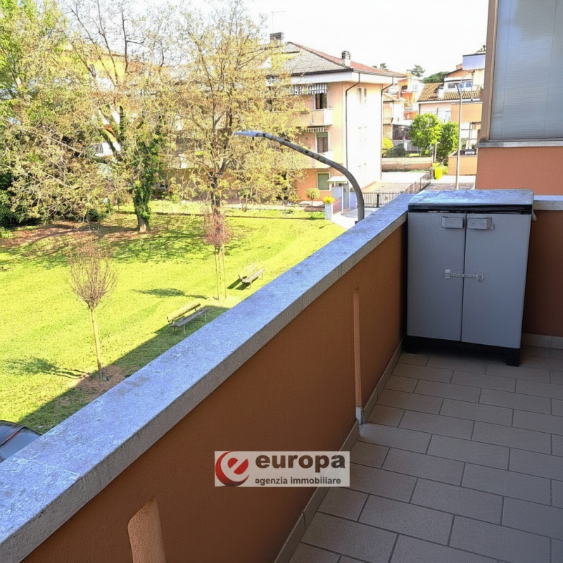 ANCONETTA (VI) - zona residenziale interna, con ampi spazi a verde pubblico ed aree a parcheggi, ...