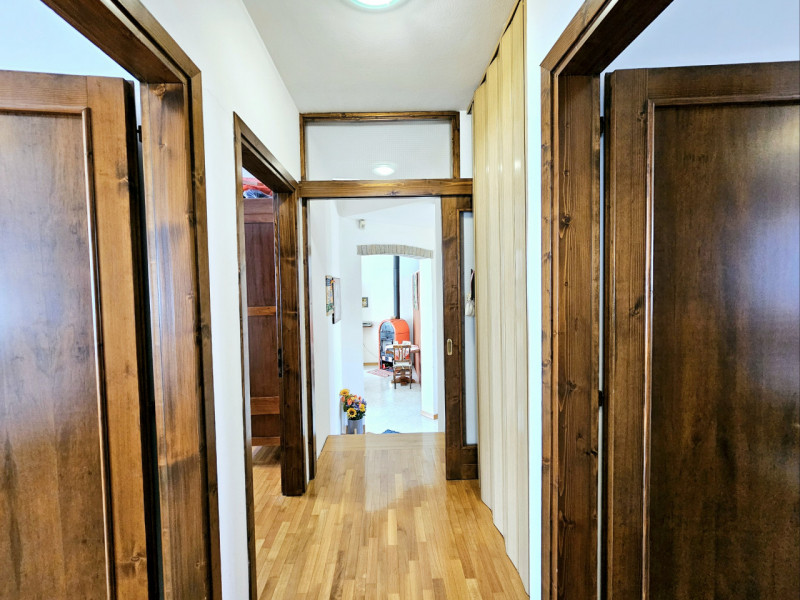 Nel centro residenziale di Baone, in una delle zone più ricercate e tranquille del Paese, proponi...