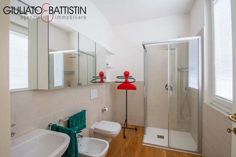 VICENZA: nel cuore del centro storico di Vicenza, all'interno di una prestigiosa e recente ristru...