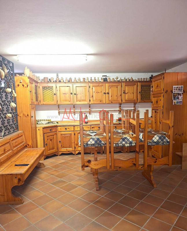 SELVAZZANO - (Rif. V298-s) - Scoprite questa incantevole porzione di bifamiliare situata nel cuor...