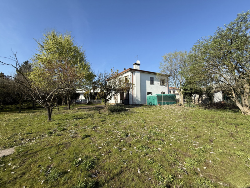 Ciao da Arcobaleno, se stai cercando indipendenza e comodi spazi abitativi, per te e per la tua f...