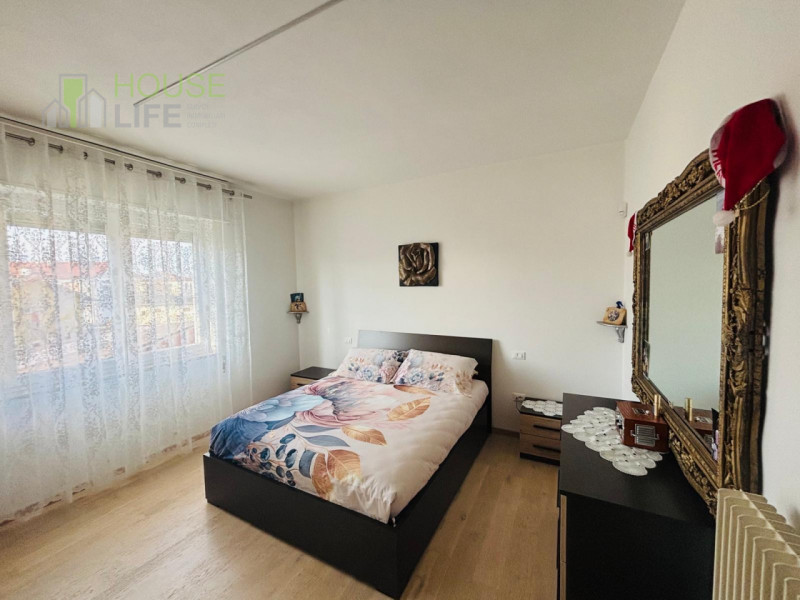 THIENE- Cappuccini: in zona residenziale tranquilla TRILOCALE al piano primo e ultimo, inserito i...