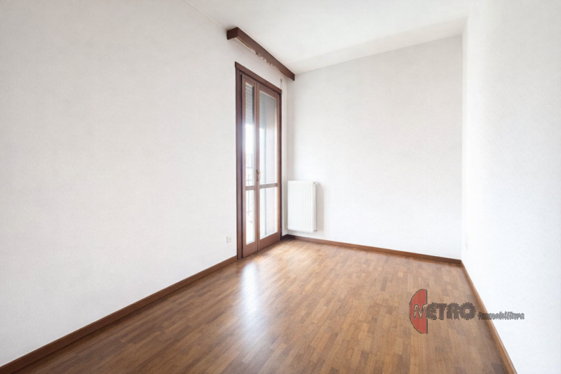 Scoprite questo affascinante appartamento Bicamere di circa 100 mq, situato nel cuore della tranq...