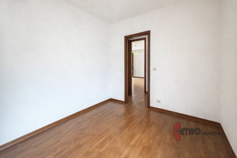 Scoprite questo affascinante appartamento Bicamere di circa 100 mq, situato nel cuore della tranq...