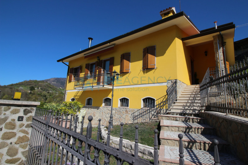 Salcedo

Stai cercando una casa singola in una cornice da favola con vista panoramica?

Prezzo € ...