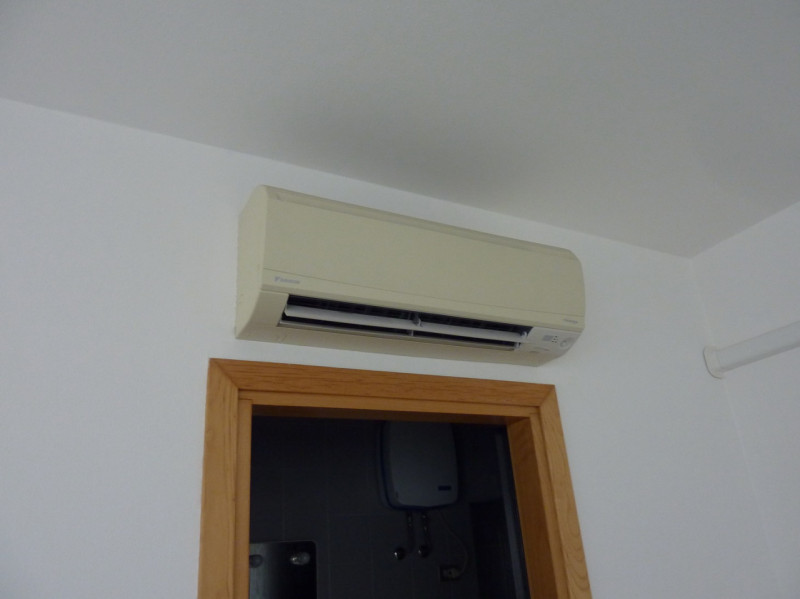 A Carità  di Villorba (TV), piazza Aldo Moro, proponiamo in AFFITTO ufficio di 57 metri quadrati ...