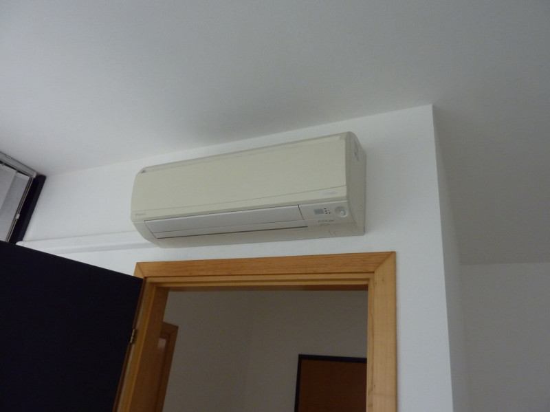 A Carità  di Villorba (TV), piazza Aldo Moro, proponiamo in AFFITTO ufficio di 57 metri quadrati ...