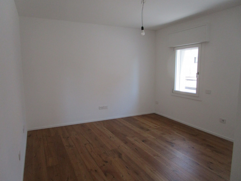 Proponiamo in vendita una splendida casa singola terratetto di circa 160 mq situata nel cuore del...