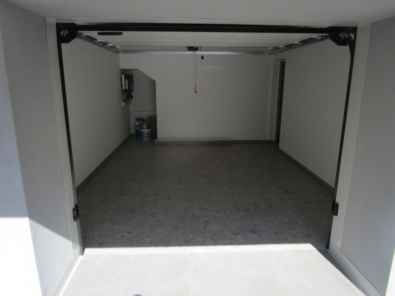 Proponiamo in vendita una splendida casa singola terratetto di circa 160 mq situata nel cuore del...