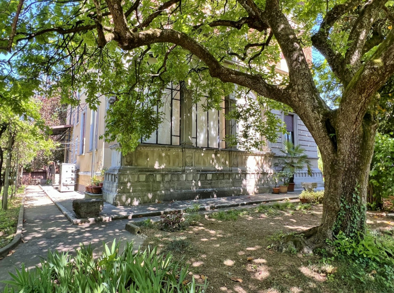 MERAVIGLIOSA VILLA LIBERTY DEL 1914 CON STUPENDO PARCO SECOLARE A VICENZA - Rif. 8376 - Euro 1.49...