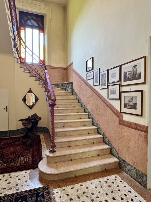 MERAVIGLIOSA VILLA LIBERTY DEL 1914 CON STUPENDO PARCO SECOLARE A VICENZA - Rif. 8376 - Euro 1.49...
