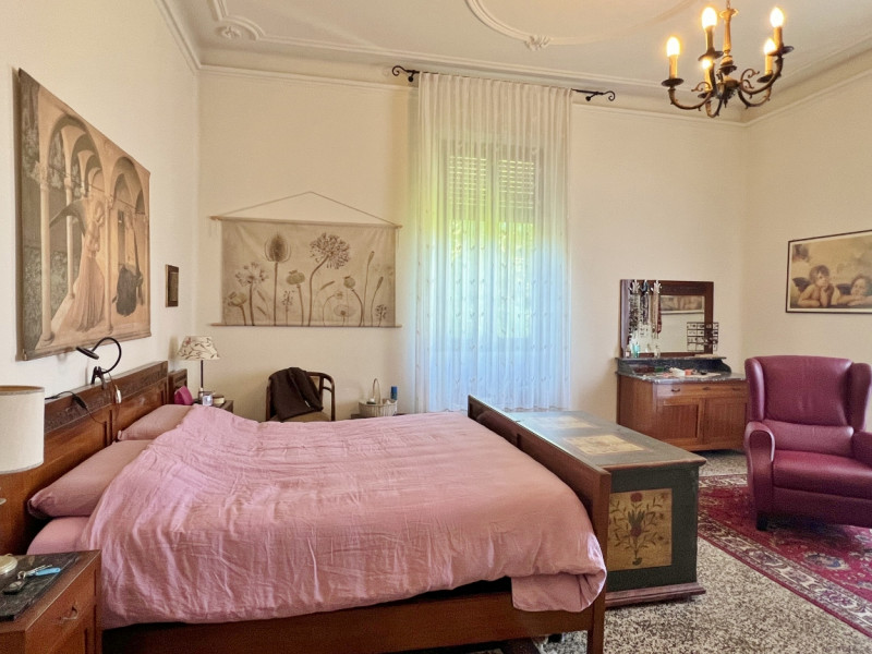 MERAVIGLIOSA VILLA LIBERTY DEL 1914 CON STUPENDO PARCO SECOLARE A VICENZA - Rif. 8376 - Euro 1.49...