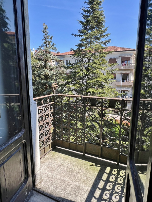 MERAVIGLIOSA VILLA LIBERTY DEL 1914 CON STUPENDO PARCO SECOLARE A VICENZA - Rif. 8376 - Euro 1.49...