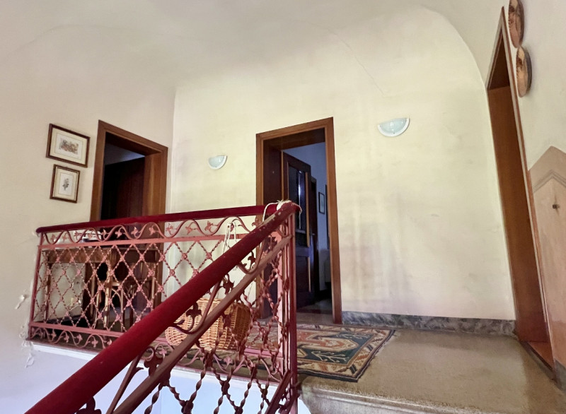 MERAVIGLIOSA VILLA LIBERTY DEL 1914 CON STUPENDO PARCO SECOLARE A VICENZA - Rif. 8376 - Euro 1.49...