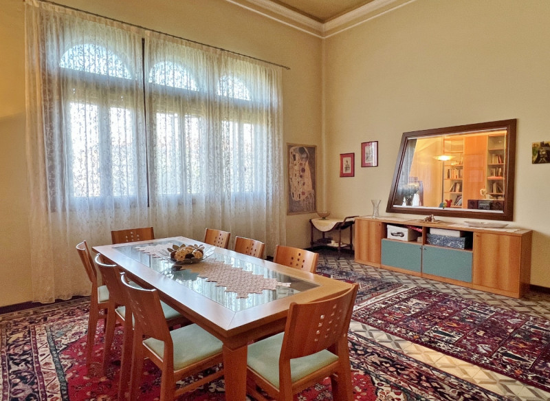 MERAVIGLIOSA VILLA LIBERTY DEL 1914 CON STUPENDO PARCO SECOLARE A VICENZA - Rif. 8376 - Euro 1.49...