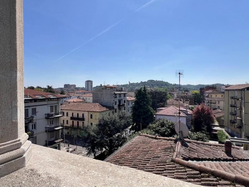 MERAVIGLIOSA VILLA LIBERTY DEL 1914 CON STUPENDO PARCO SECOLARE A VICENZA - Rif. 8376 - Euro 1.49...
