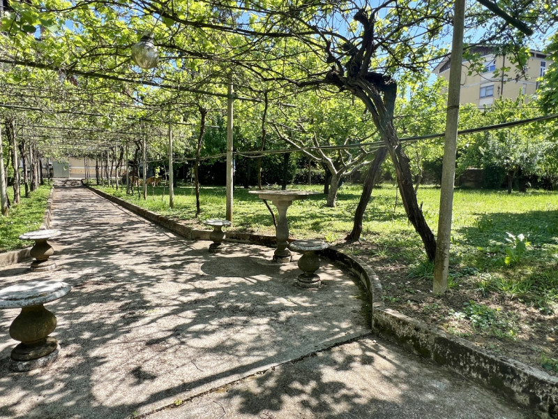 MERAVIGLIOSA VILLA LIBERTY DEL 1914 CON STUPENDO PARCO SECOLARE A VICENZA - Rif. 8376 - Euro 1.49...