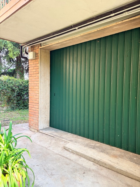 nel ricercato quartiere di Don Bosco-Mandria porzione di bifamiliare che è stata oggetto di 
supe...